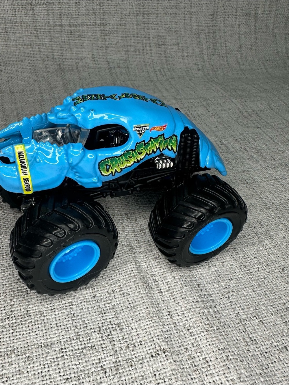 Hot Wheels Monster Jam Crushstation “Monsta Lobstah” Monster Truck Diecast